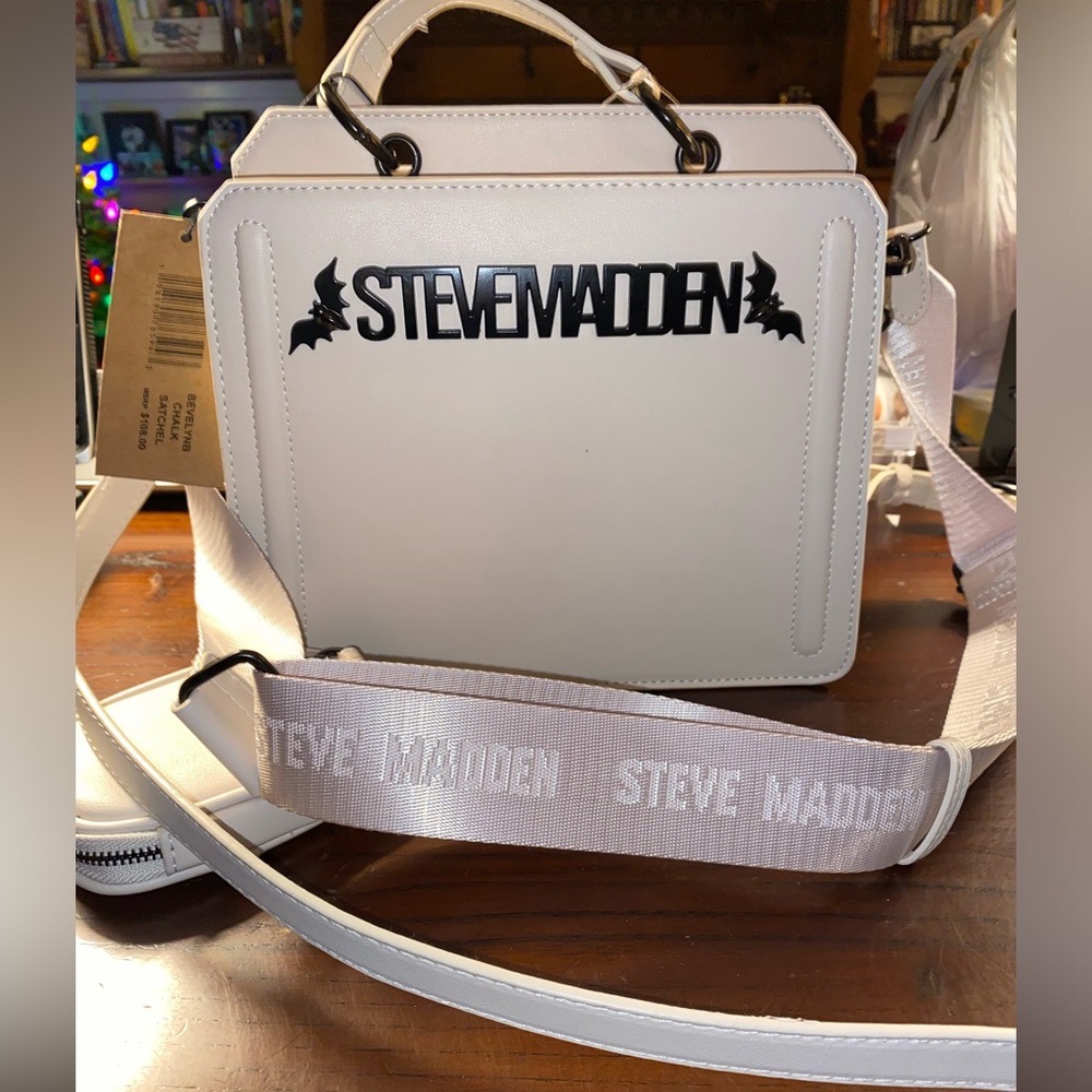 Steve Madden Halloween White Black Bat Bevelyn Satchel Crossbody bag purse